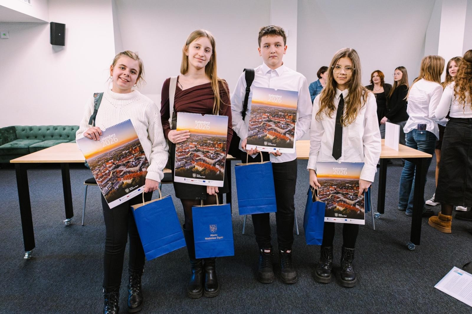 Zdjęcie w galerii na portalu naszwodzislaw.com: Dojrzałe argumenty i wielkie emocje. Za nami Wodzisławski Turniej Debat Oksfordzkich [FOTO] wiadomości z regionu