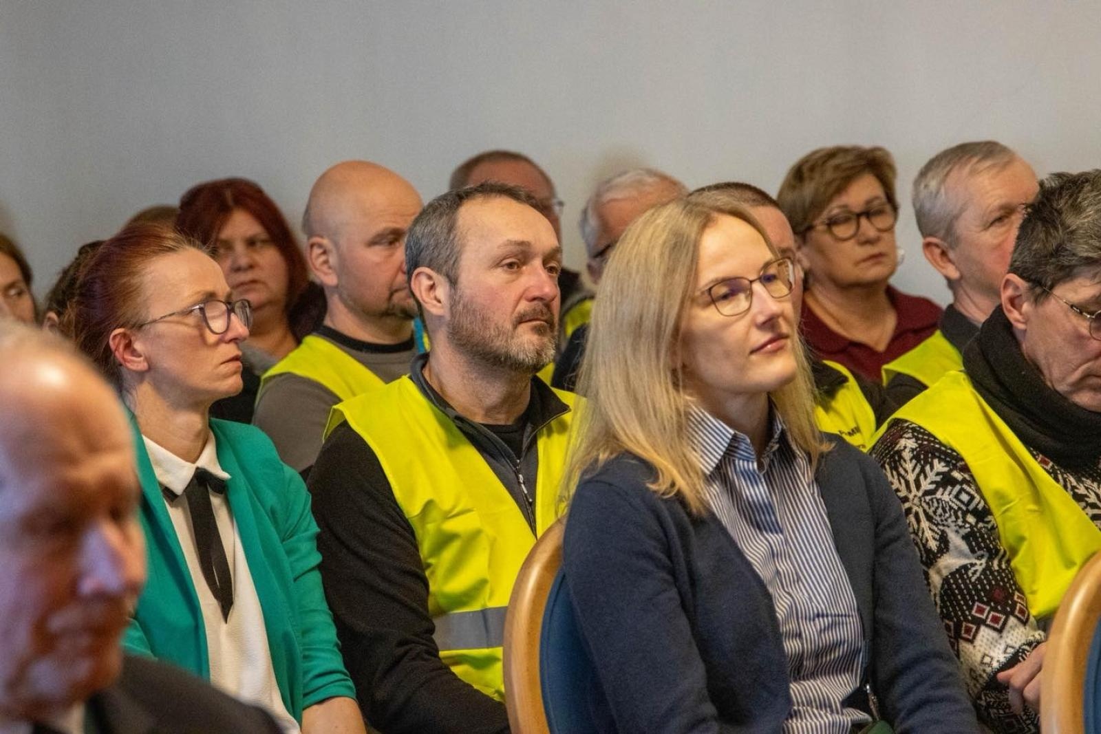 Zdjęcie w galerii na portalu naszwodzislaw.com: Historia, której nie wolno zapomnieć. Wodzisławskie obchody 81. rocznicy Marszu Śmierci [FOTO] wiadomości z regionu