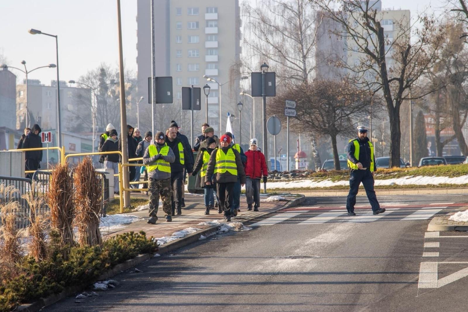 Zdjęcie w galerii na portalu naszwodzislaw.com: Historia, której nie wolno zapomnieć. Wodzisławskie obchody 81. rocznicy Marszu Śmierci [FOTO] wiadomości z regionu