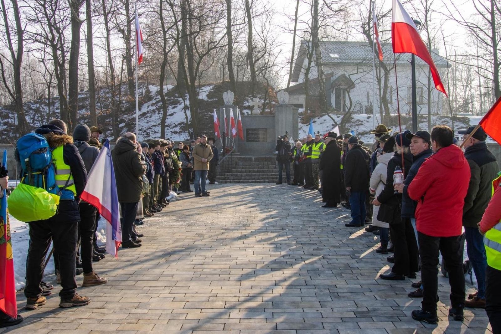Zdjęcie w galerii na portalu naszwodzislaw.com: Historia, której nie wolno zapomnieć. Wodzisławskie obchody 81. rocznicy Marszu Śmierci [FOTO] wiadomości z regionu
