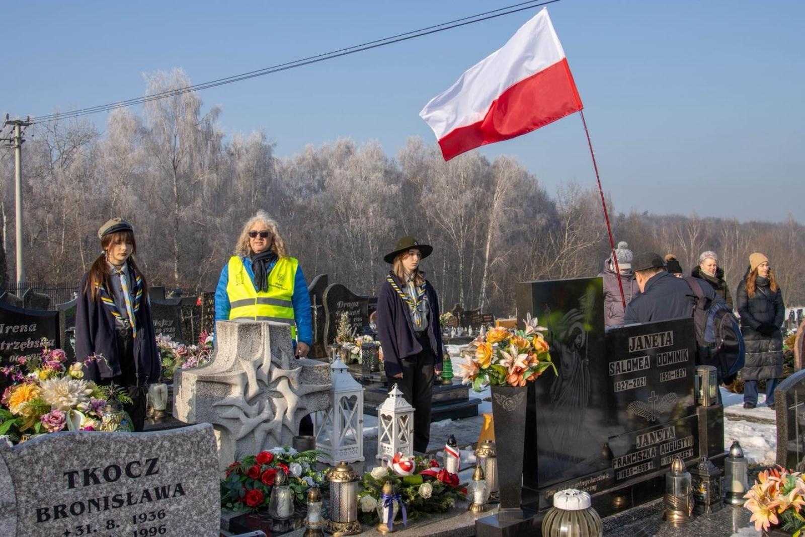 Zdjęcie w galerii na portalu naszwodzislaw.com: Historia, której nie wolno zapomnieć. Wodzisławskie obchody 81. rocznicy Marszu Śmierci [FOTO] wiadomości z regionu