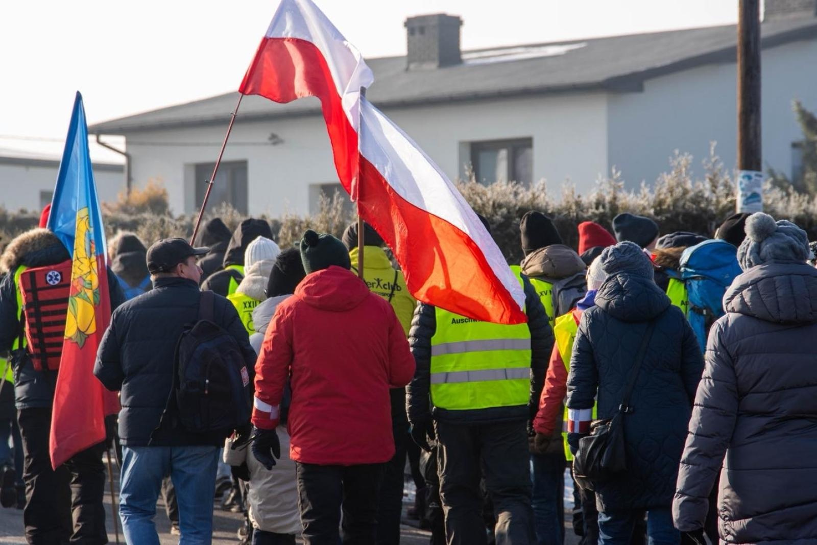 Zdjęcie w galerii na portalu naszwodzislaw.com: Historia, której nie wolno zapomnieć. Wodzisławskie obchody 81. rocznicy Marszu Śmierci [FOTO] wiadomości z regionu