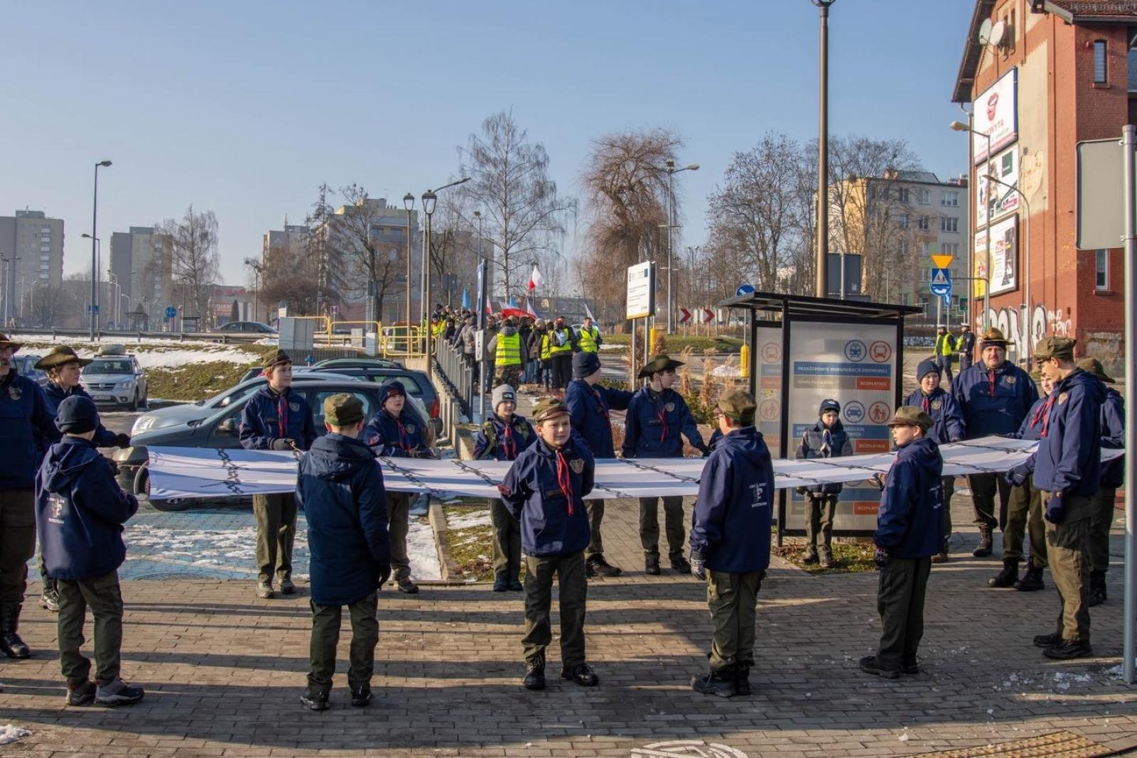 Zdjęcie w galerii na portalu naszwodzislaw.com: Historia, której nie wolno zapomnieć. Wodzisławskie obchody 81. rocznicy Marszu Śmierci [FOTO] wiadomości z regionu