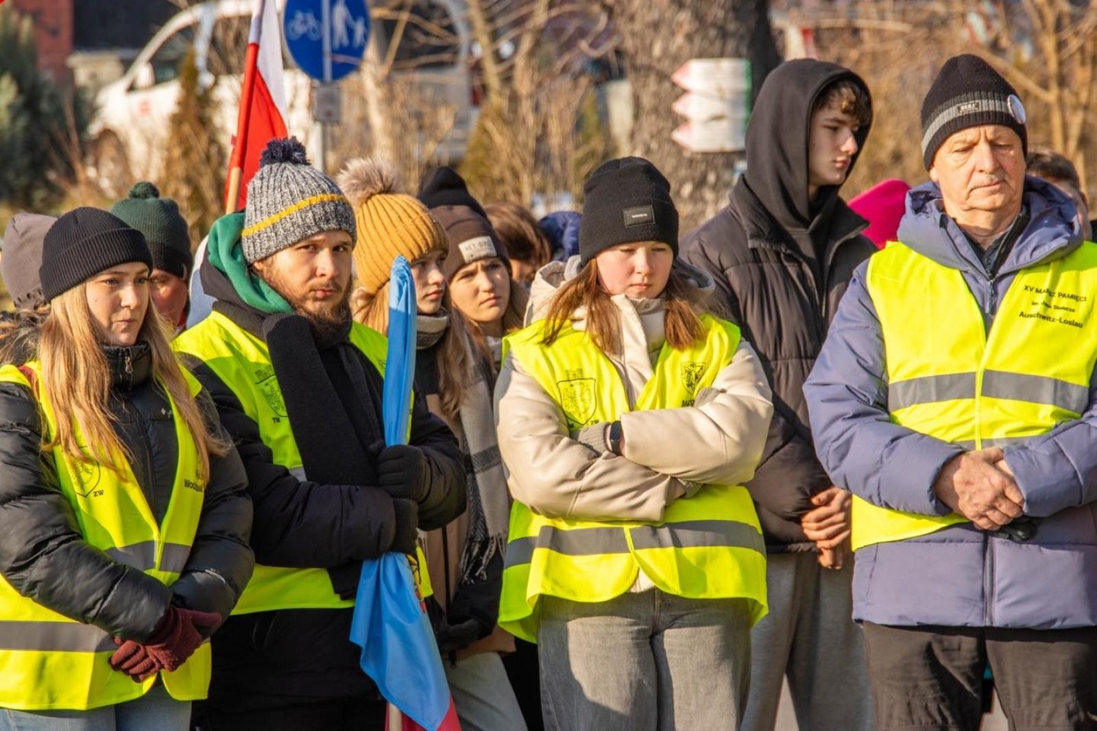 Zdjęcie w galerii na portalu naszwodzislaw.com: Historia, której nie wolno zapomnieć. Wodzisławskie obchody 81. rocznicy Marszu Śmierci [FOTO] wiadomości z regionu
