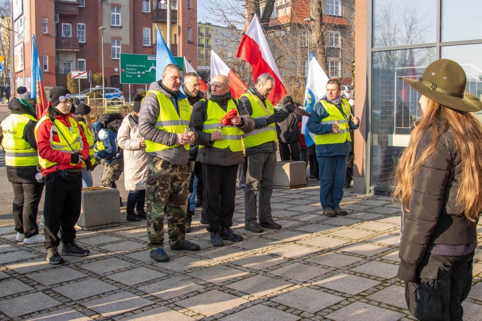 Zdjęcie w galerii na portalu naszwodzislaw.com: Historia, której nie wolno zapomnieć. Wodzisławskie obchody 81. rocznicy Marszu Śmierci [FOTO] wiadomości z regionu