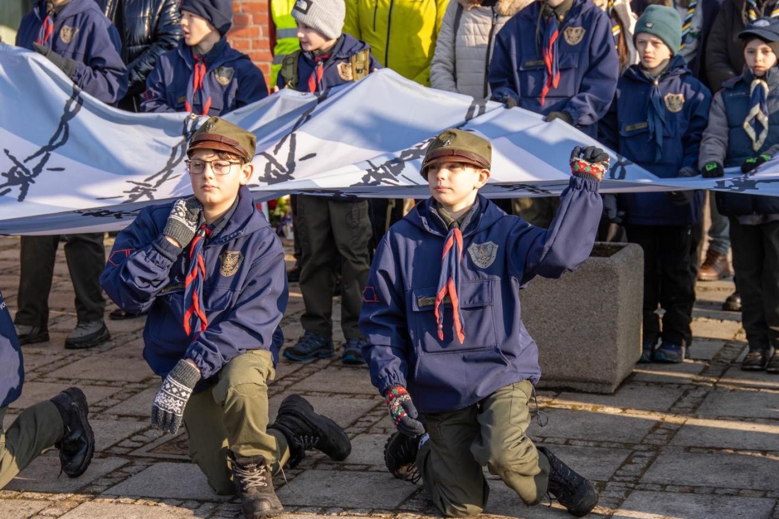 Zdjęcie w galerii na portalu naszwodzislaw.com: Historia, której nie wolno zapomnieć. Wodzisławskie obchody 81. rocznicy Marszu Śmierci [FOTO] wiadomości z regionu