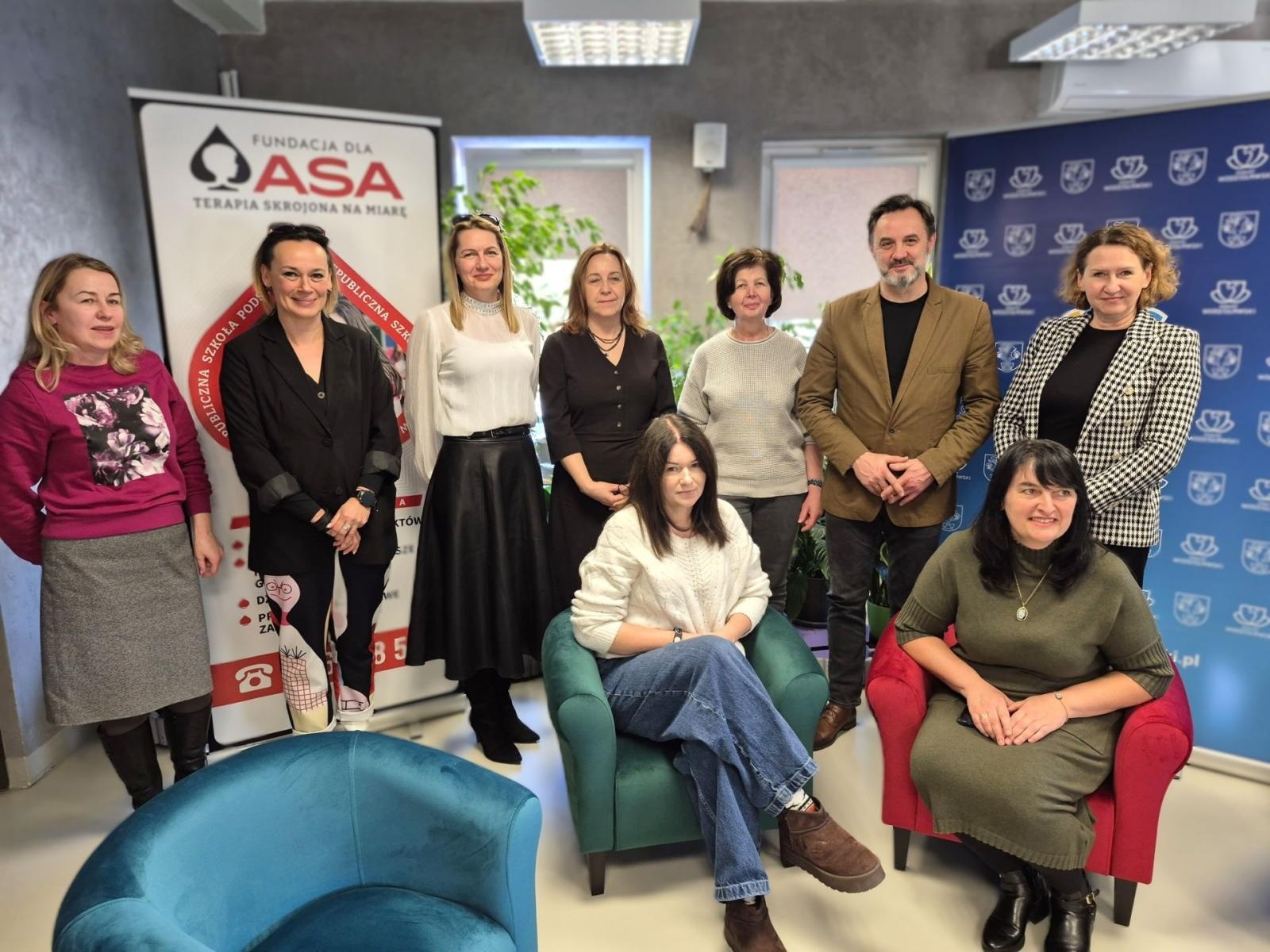 Zdjęcie w galerii na portalu naszwodzislaw.com: W powiecie wodzisławskim uruchomiono punkt wsparcia dla osób z niepełnosprawnościami wiadomości z regionu