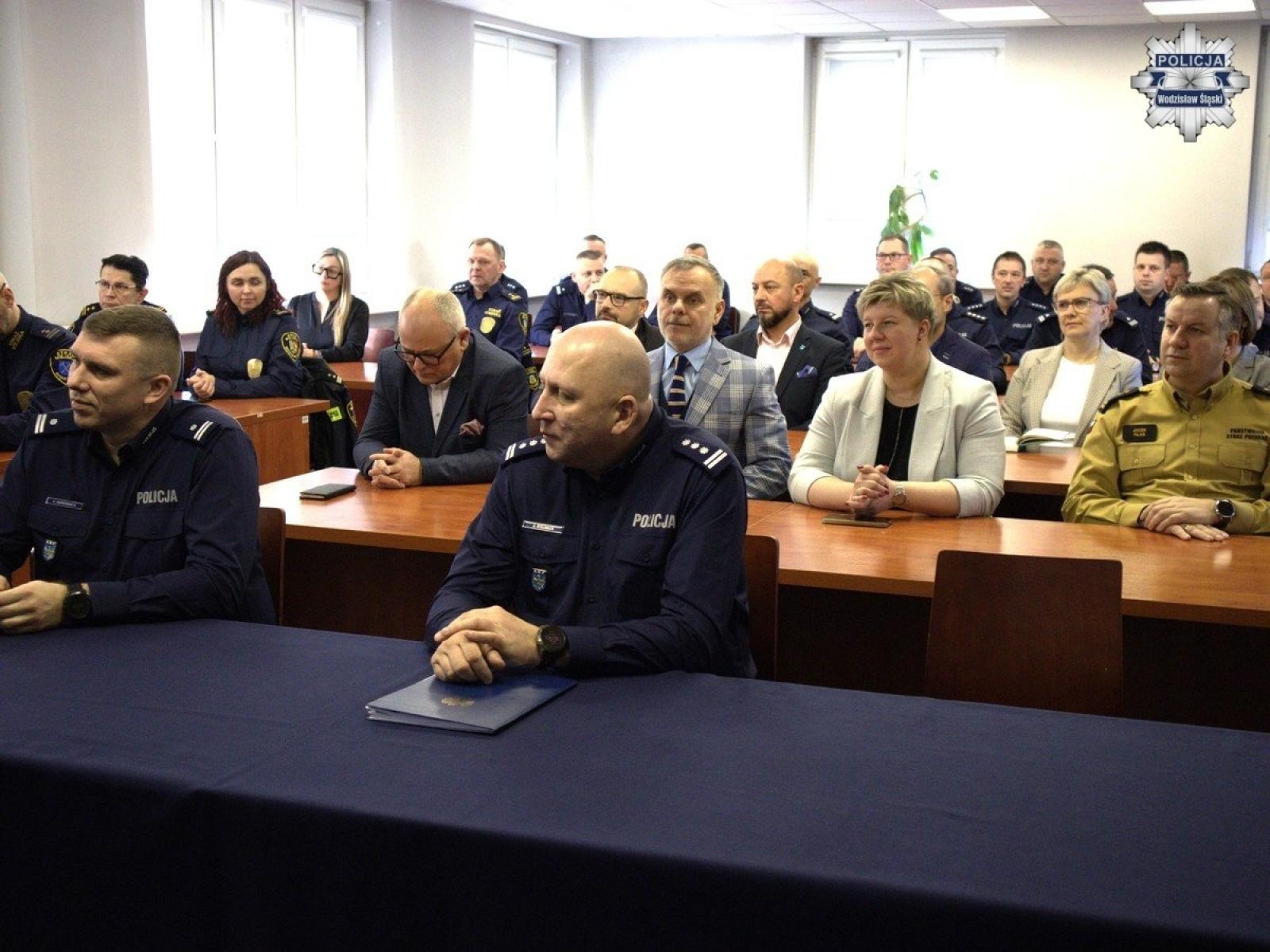 Zdjęcie w galerii na portalu naszwodzislaw.com: Wysokie wyniki i jasno określone priorytety. Roczna odprawa wodzisławskiej Policji wiadomości z regionu