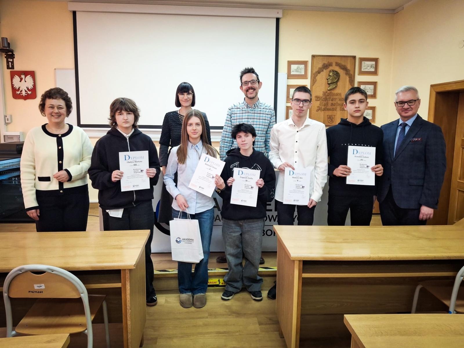 Zdjęcie w galerii na portalu naszwodzislaw.com: XIX Konkurs Języka Angielskiego i Języka Niemieckiego w ANS w Raciborzu wiadomości z regionu