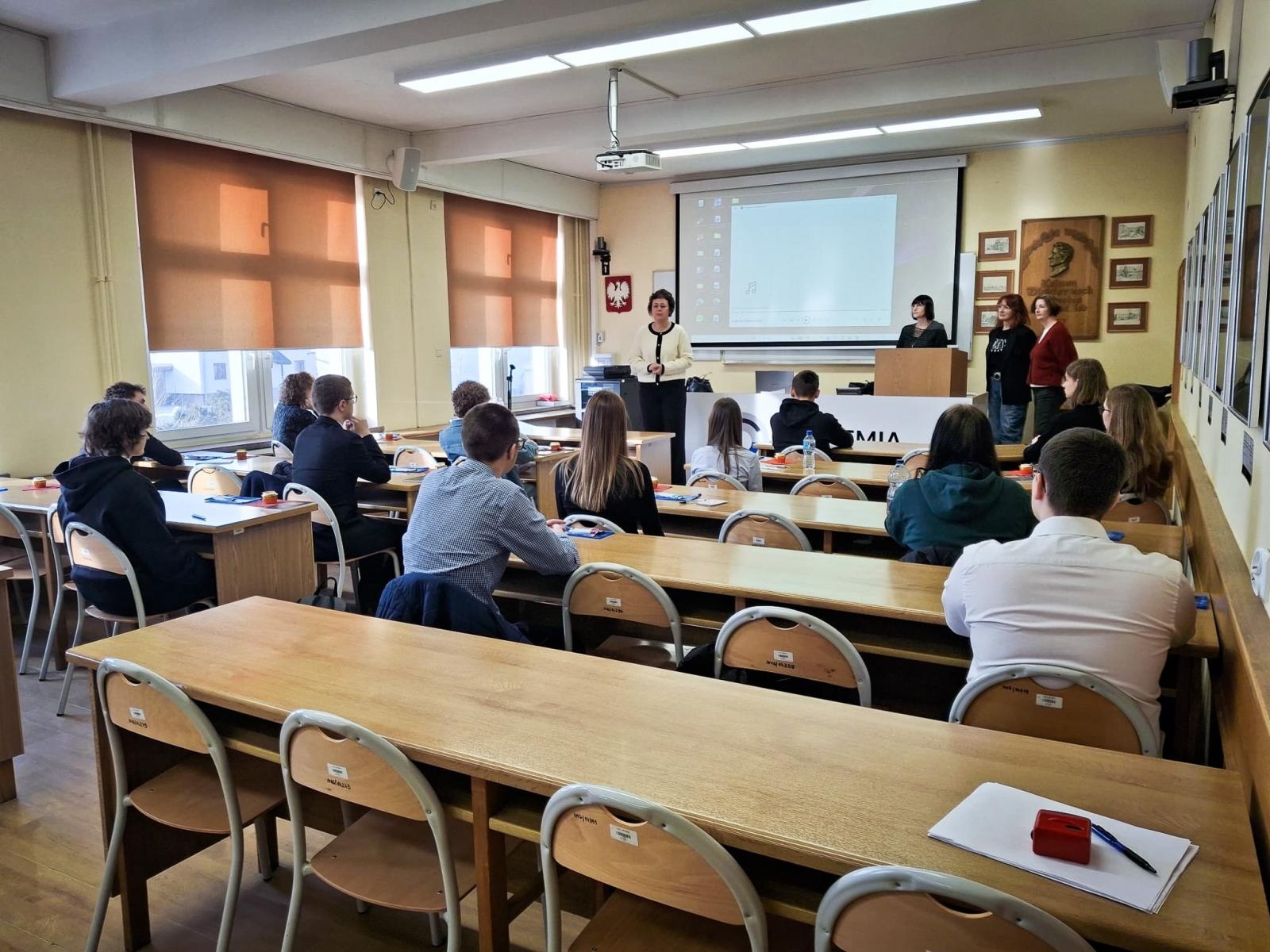 Zdjęcie w galerii na portalu naszwodzislaw.com: XIX Konkurs Języka Angielskiego i Języka Niemieckiego w ANS w Raciborzu wiadomości z regionu