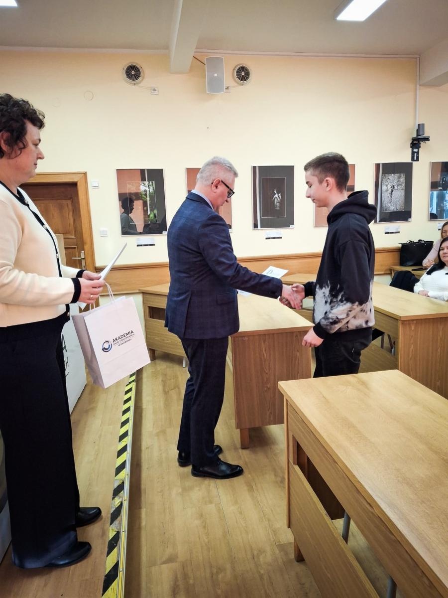 Zdjęcie w galerii na portalu naszwodzislaw.com: XIX Konkurs Języka Angielskiego i Języka Niemieckiego w ANS w Raciborzu wiadomości z regionu