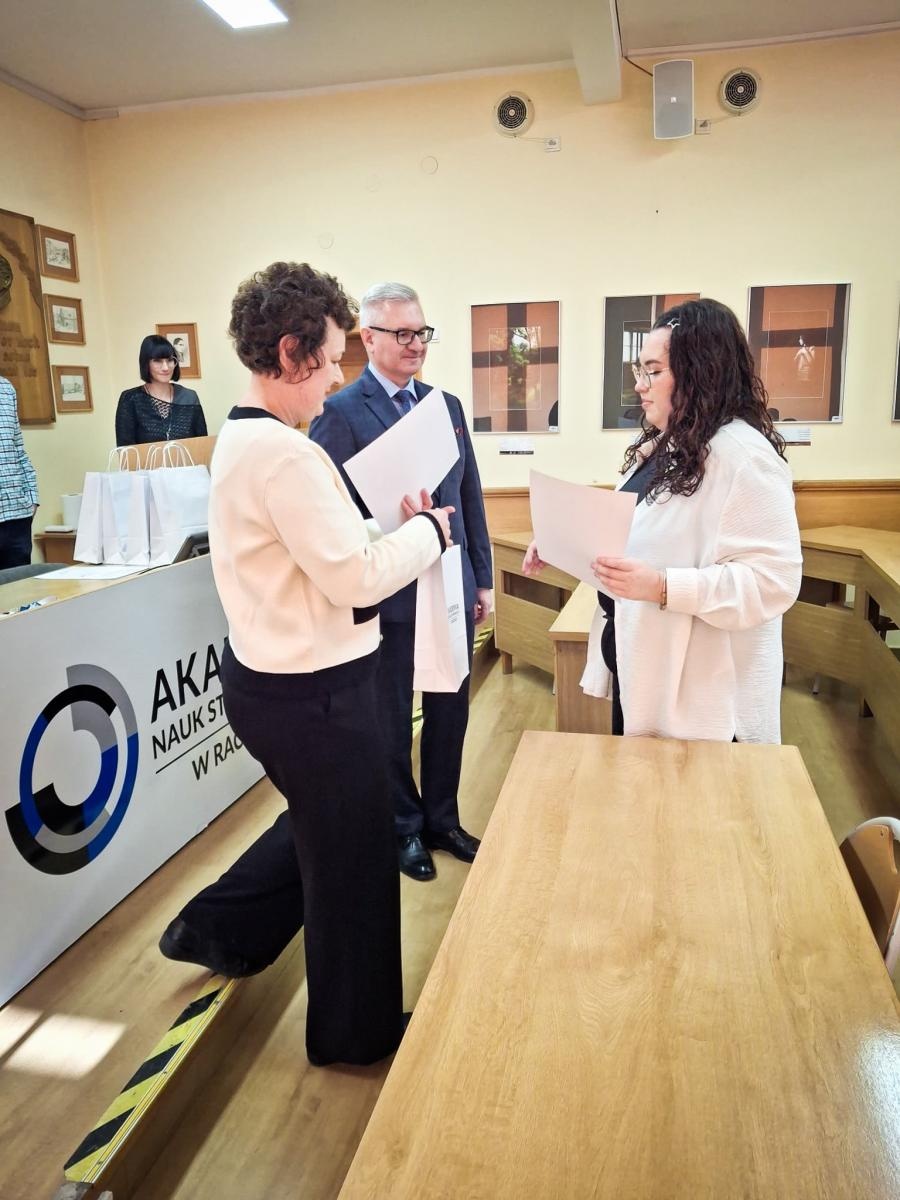 Zdjęcie w galerii na portalu naszwodzislaw.com: XIX Konkurs Języka Angielskiego i Języka Niemieckiego w ANS w Raciborzu wiadomości z regionu