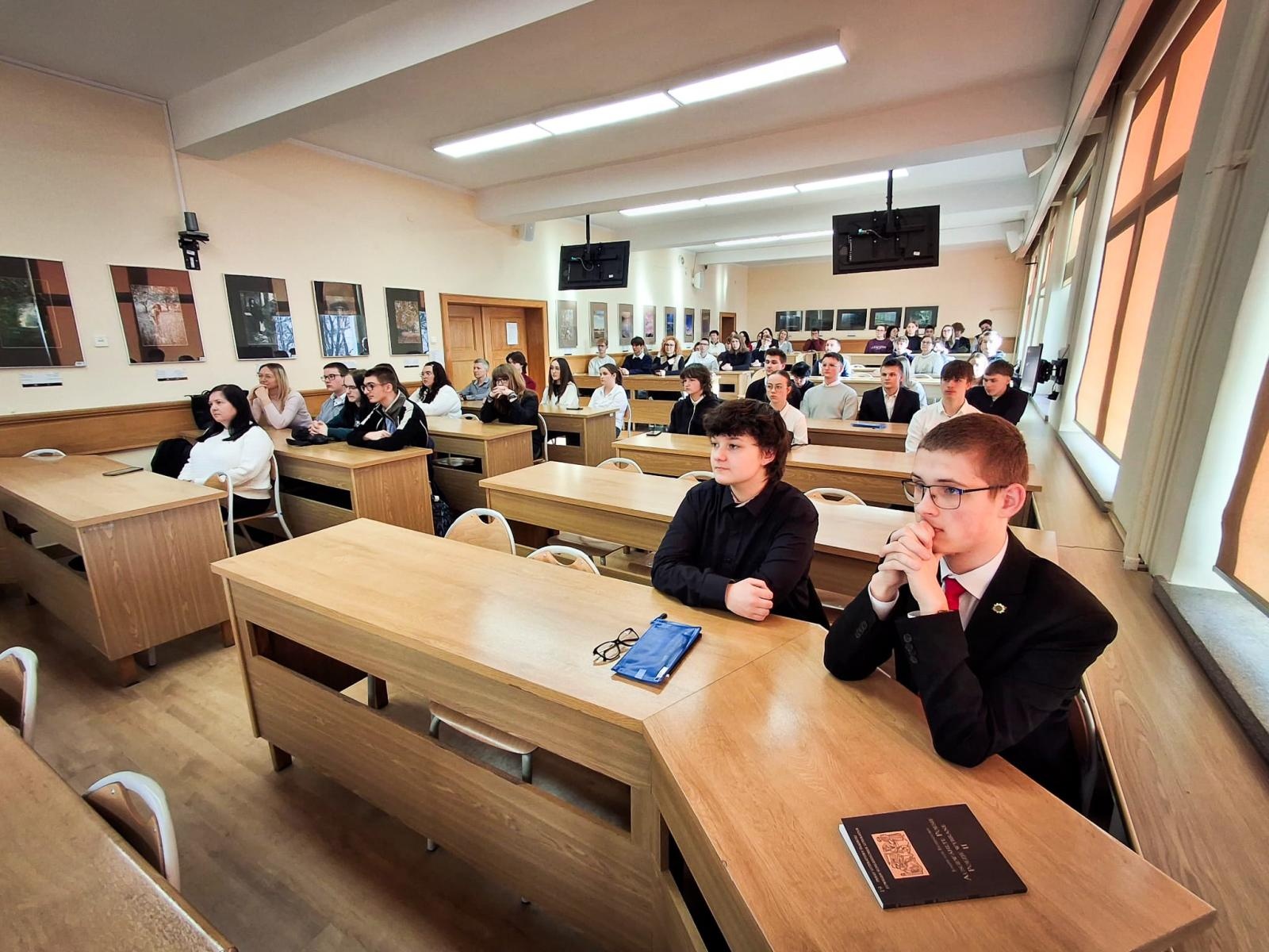 Zdjęcie w galerii na portalu naszwodzislaw.com: XIX Konkurs Języka Angielskiego i Języka Niemieckiego w ANS w Raciborzu wiadomości z regionu