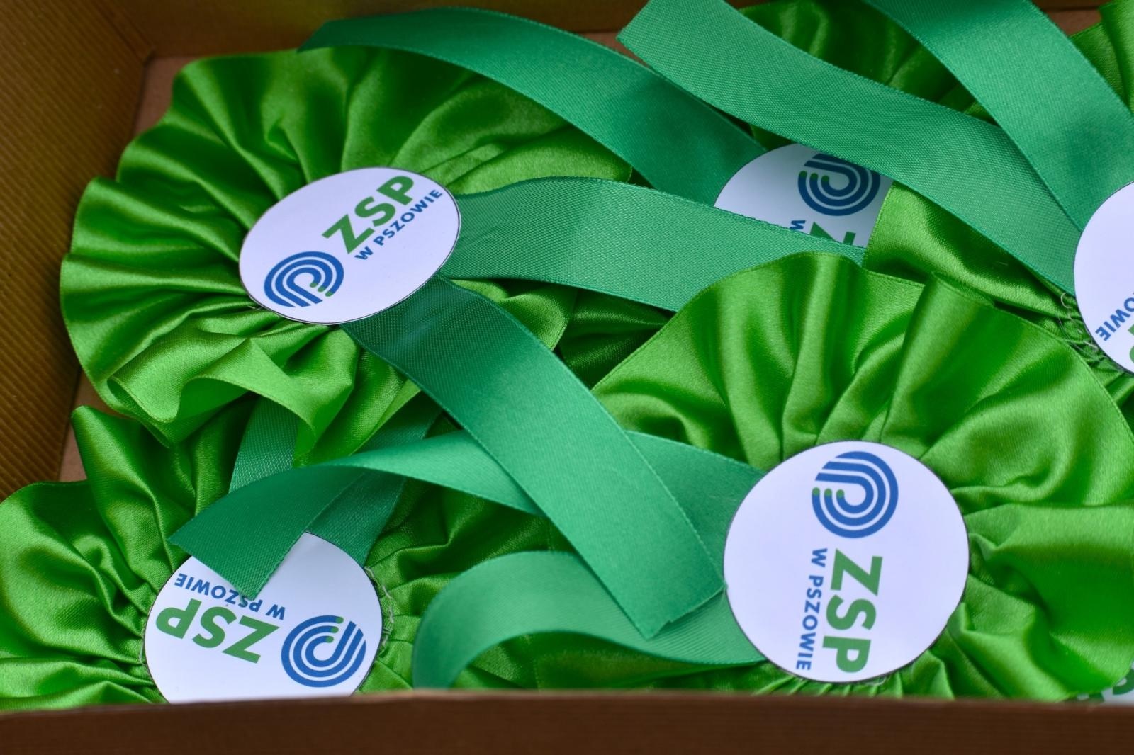 Zdjęcie w galerii na portalu naszwodzislaw.com: Tanecznym krokiem odliczali do matury [FOTO i WIDEO] wiadomości z regionu