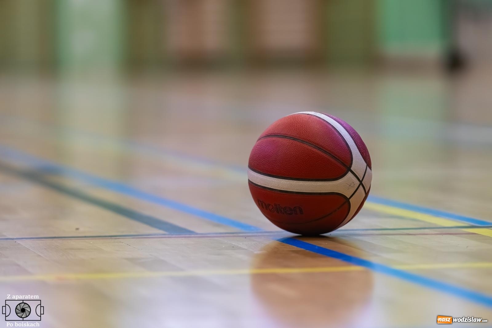 Zdjęcie w galerii na portalu naszwodzislaw.com: Olimpia bardzo długo się męczyła, ale ostatecznie zwyciężyła [FOTO i WIDEO] wiadomości z regionu