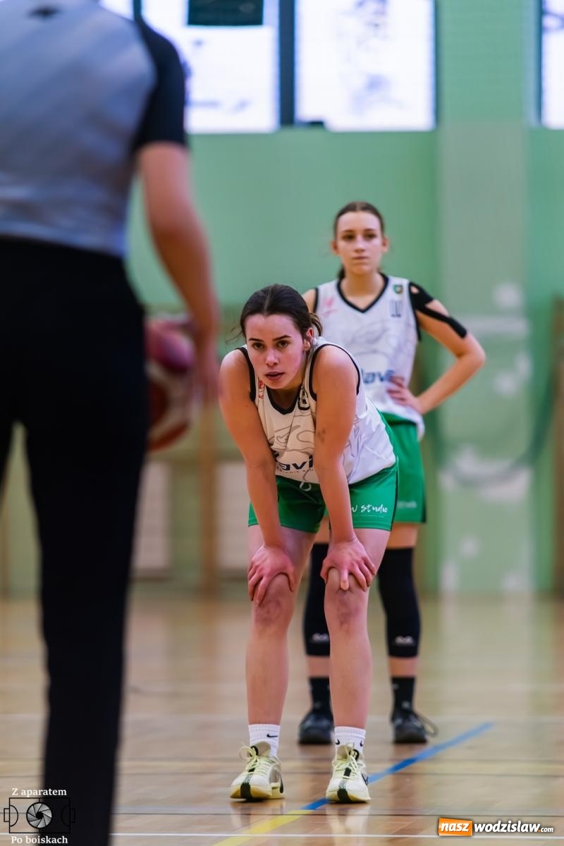 Zdjęcie w galerii na portalu naszwodzislaw.com: Olimpia bardzo długo się męczyła, ale ostatecznie zwyciężyła [FOTO i WIDEO] wiadomości z regionu