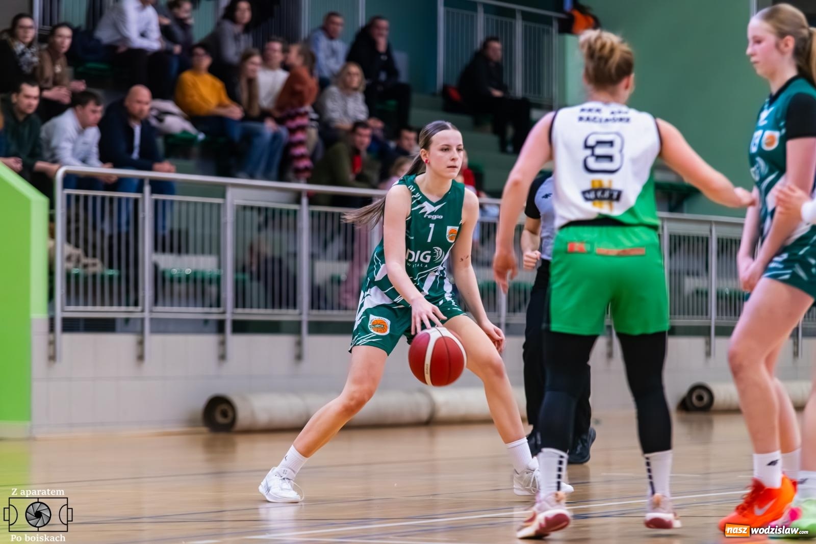 Zdjęcie w galerii na portalu naszwodzislaw.com: Olimpia bardzo długo się męczyła, ale ostatecznie zwyciężyła [FOTO i WIDEO] wiadomości z regionu