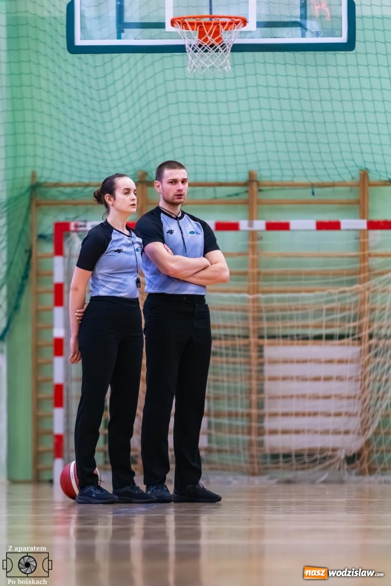 Zdjęcie w galerii na portalu naszwodzislaw.com: Olimpia bardzo długo się męczyła, ale ostatecznie zwyciężyła [FOTO i WIDEO] wiadomości z regionu