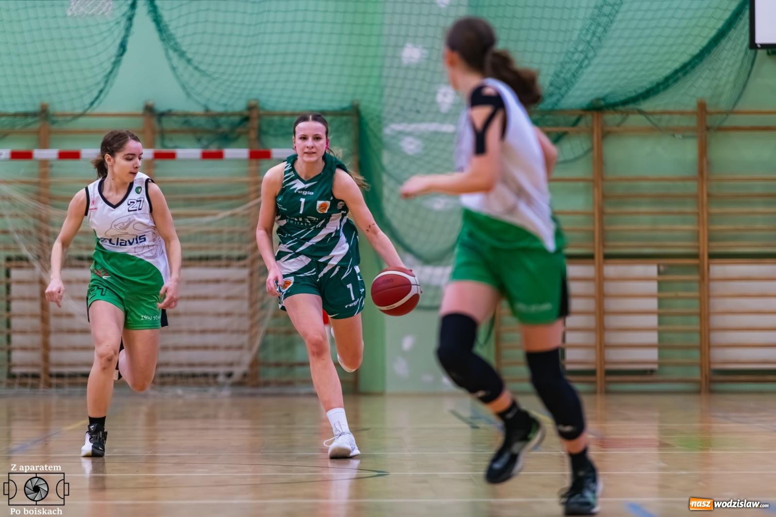 Zdjęcie w galerii na portalu naszwodzislaw.com: Olimpia bardzo długo się męczyła, ale ostatecznie zwyciężyła [FOTO i WIDEO] wiadomości z regionu