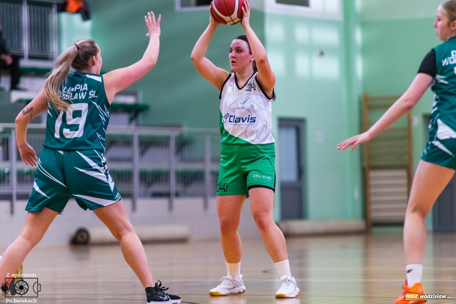 Zdjęcie w galerii na portalu naszwodzislaw.com: Olimpia bardzo długo się męczyła, ale ostatecznie zwyciężyła [FOTO i WIDEO] wiadomości z regionu