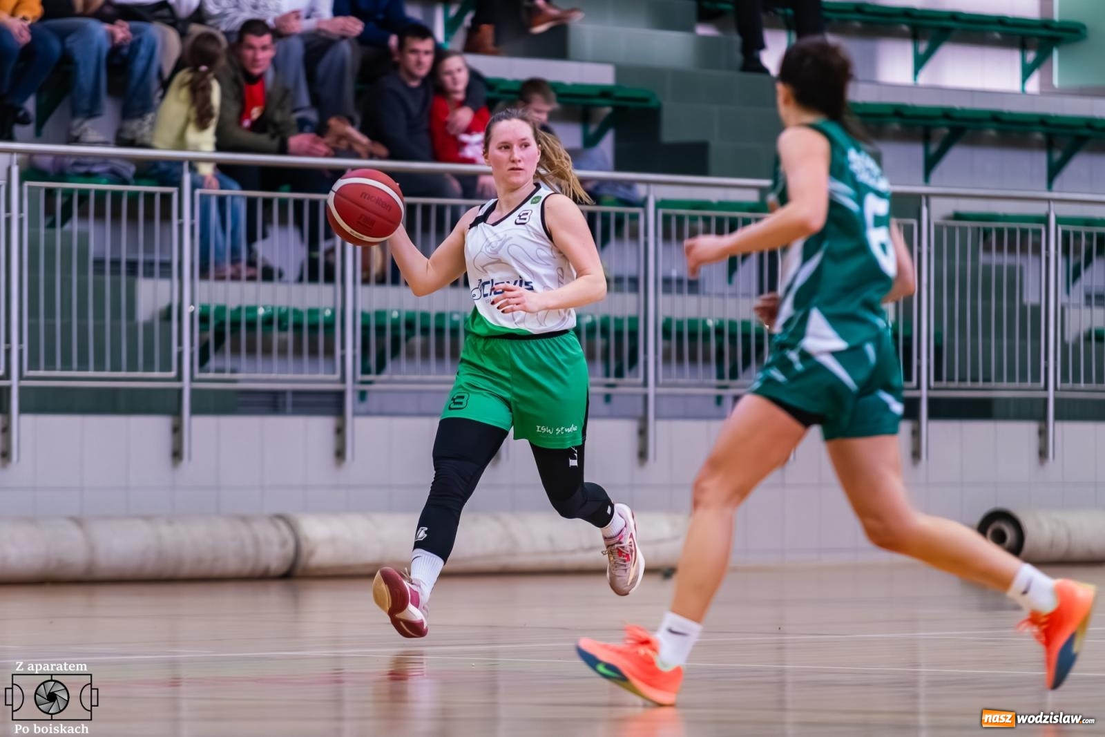 Zdjęcie w galerii na portalu naszwodzislaw.com: Olimpia bardzo długo się męczyła, ale ostatecznie zwyciężyła [FOTO i WIDEO] wiadomości z regionu