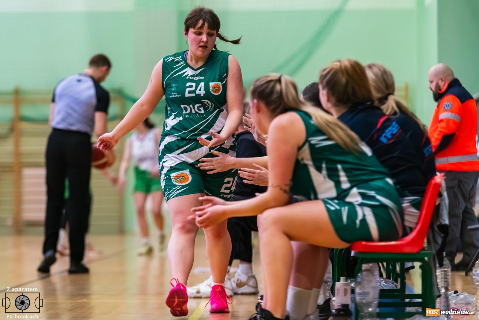 Zdjęcie w galerii na portalu naszwodzislaw.com: Olimpia bardzo długo się męczyła, ale ostatecznie zwyciężyła [FOTO i WIDEO] wiadomości z regionu