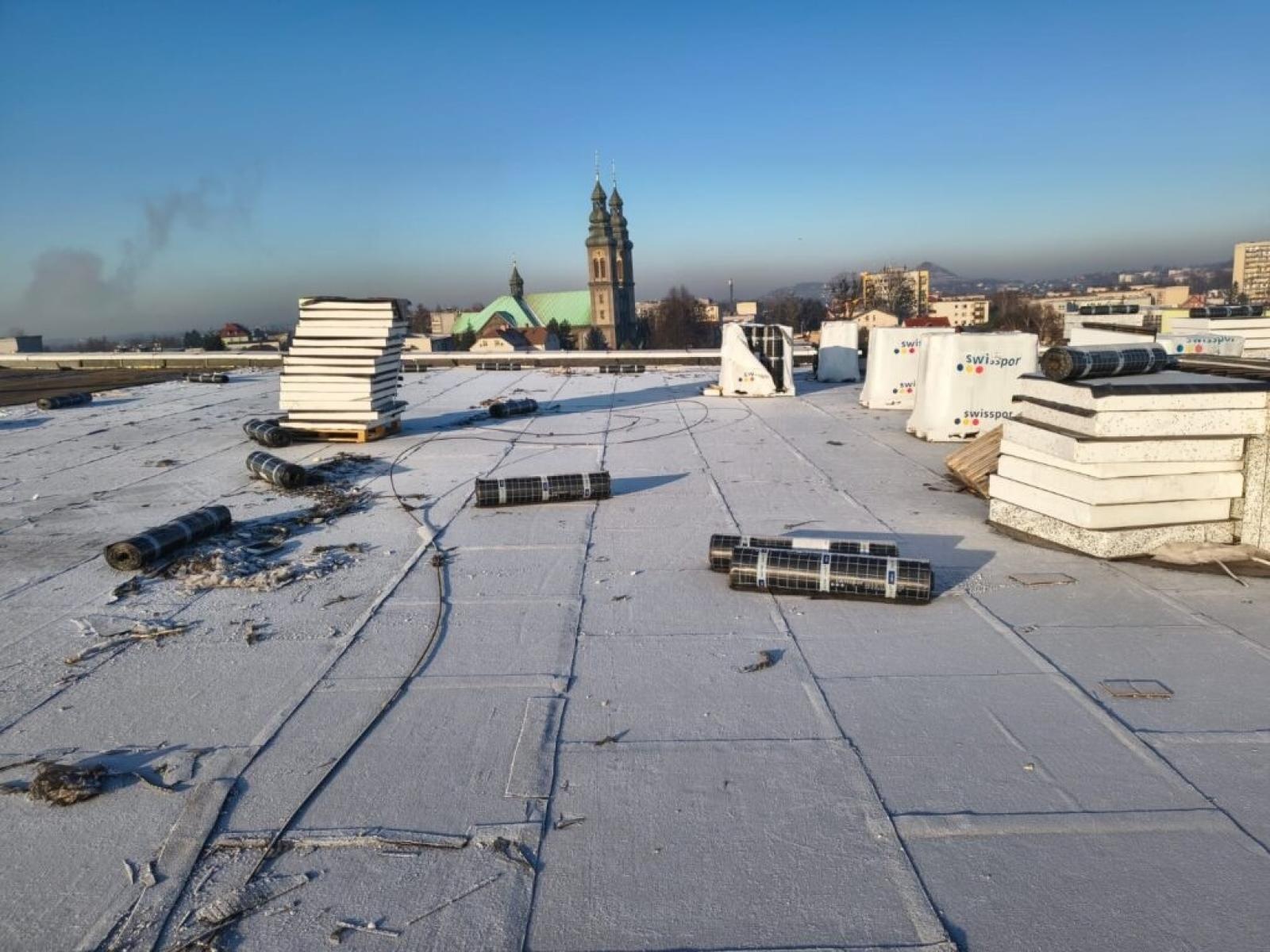 Zdjęcie w galerii na portalu naszwodzislaw.com: Remont MOSiR w Radlinie nabiera tempa wiadomości z regionu