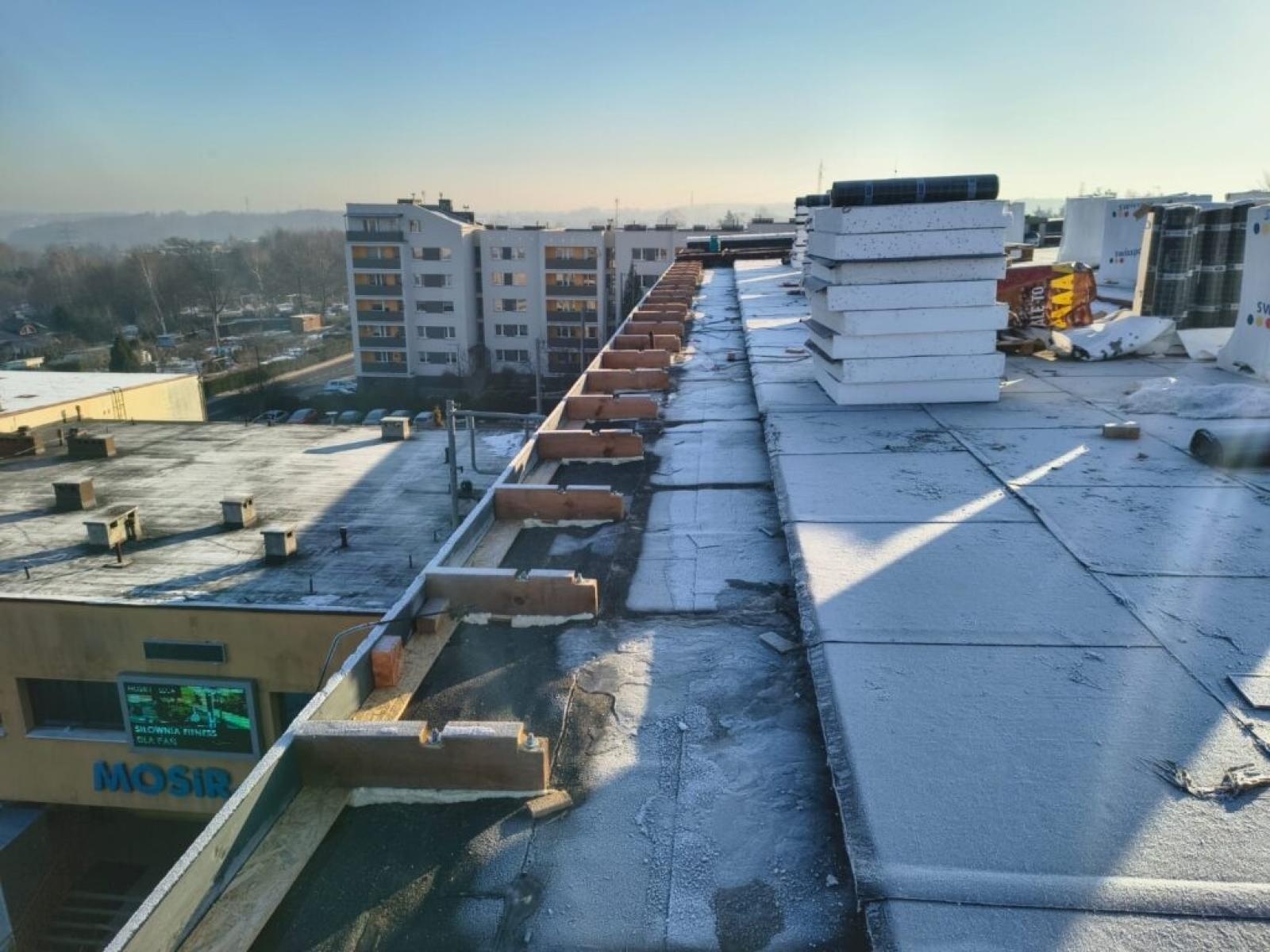 Zdjęcie w galerii na portalu naszwodzislaw.com: Remont MOSiR w Radlinie nabiera tempa wiadomości z regionu