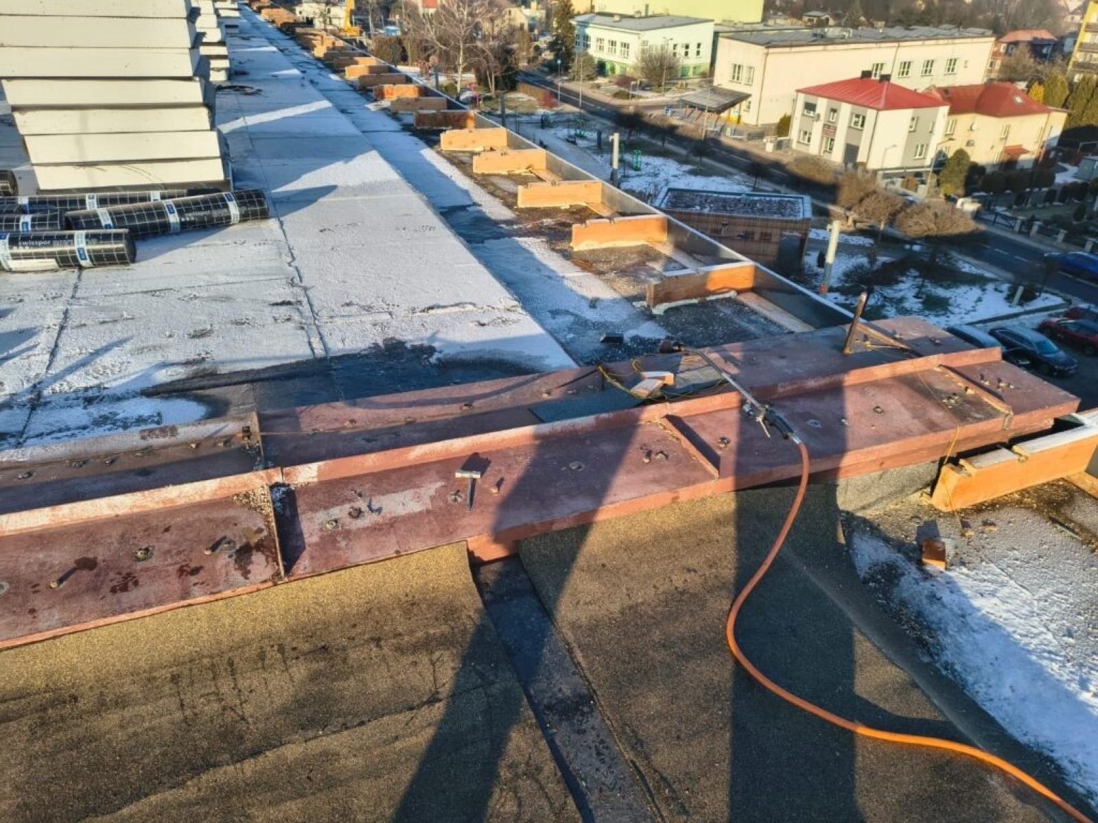 Zdjęcie w galerii na portalu naszwodzislaw.com: Remont MOSiR w Radlinie nabiera tempa wiadomości z regionu