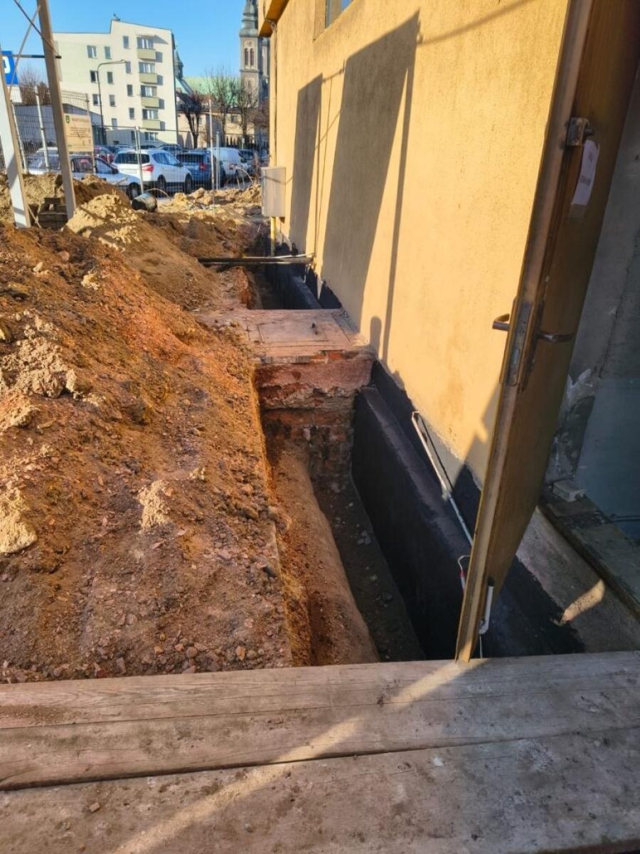 Zdjęcie w galerii na portalu naszwodzislaw.com: Remont MOSiR w Radlinie nabiera tempa wiadomości z regionu