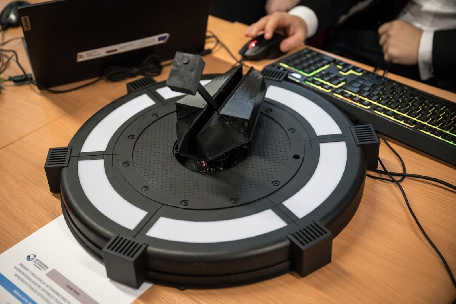 Zdjęcie w galerii na portalu naszwodzislaw.com: Młodzi inżynierowie po raz pierwszy na Zamku Piastowskim. Jubileuszowy przegląd projektów ANS Racibórz wiadomości z regionu