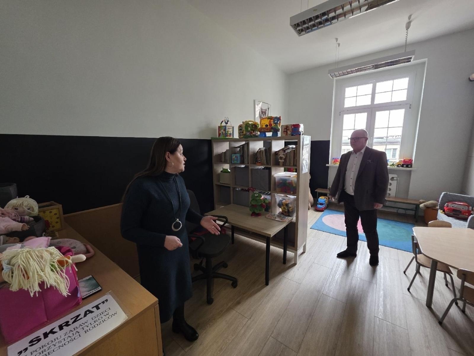 Zdjęcie w galerii na portalu naszwodzislaw.com: Specjalistyczny Ośrodek Wsparcia w Wodzisławiu Śląskim w nowej odsłonie. Jubileusz z dobrymi wiadomościami i ważnymi pytaniami wiadomości z regionu