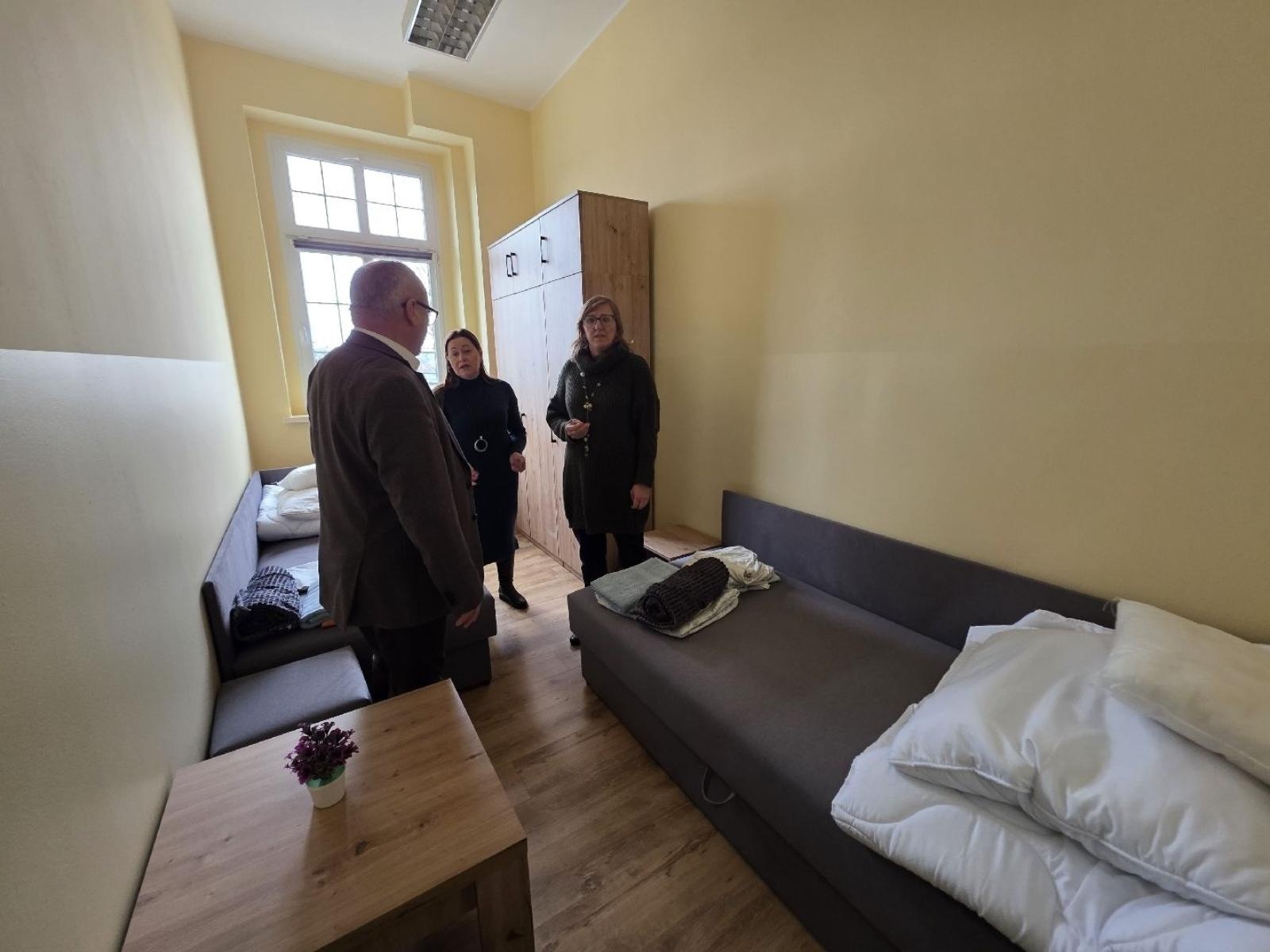 Zdjęcie w galerii na portalu naszwodzislaw.com: Specjalistyczny Ośrodek Wsparcia w Wodzisławiu Śląskim w nowej odsłonie. Jubileusz z dobrymi wiadomościami i ważnymi pytaniami wiadomości z regionu