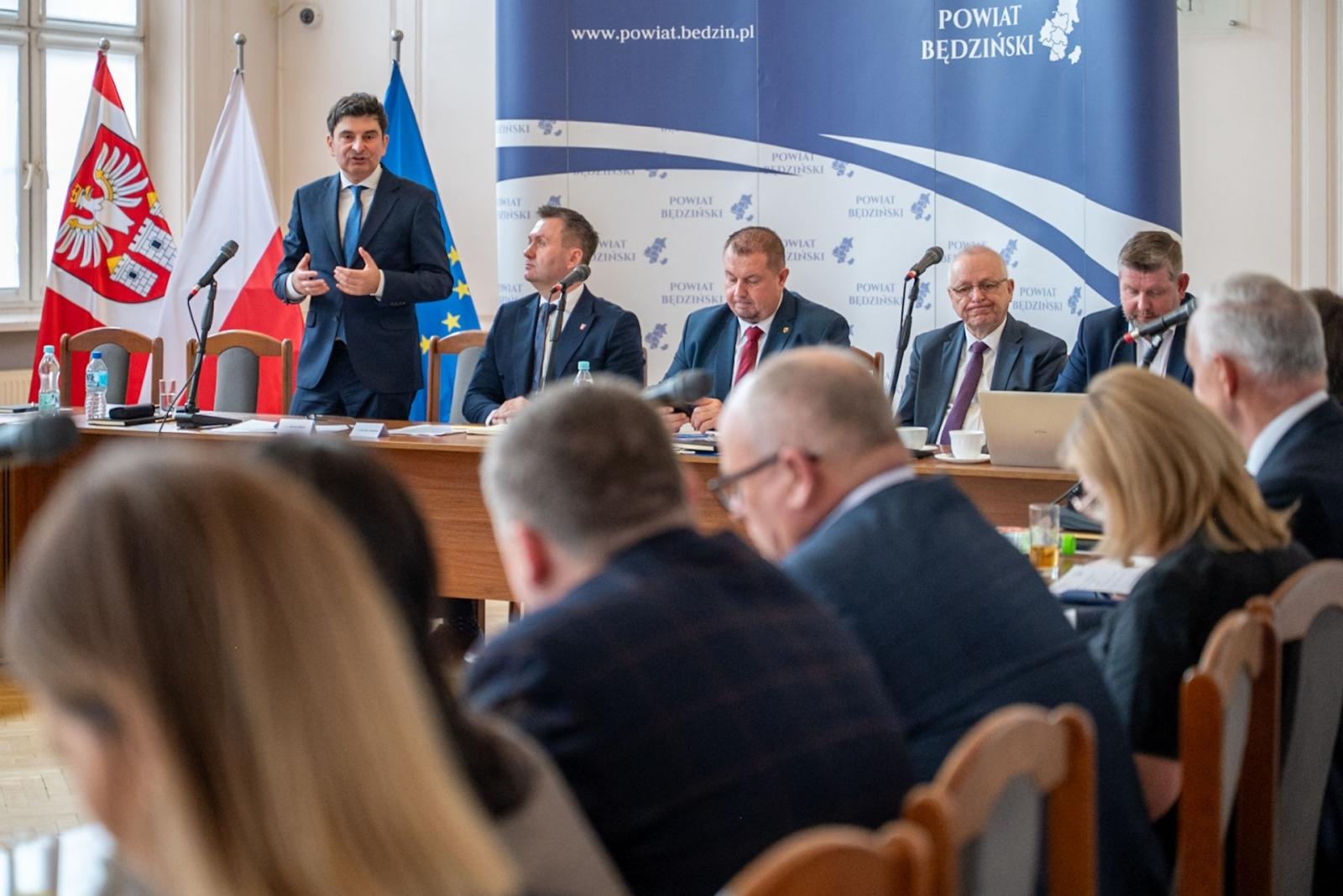 Zdjęcie w galerii na portalu naszwodzislaw.com: Konwent Powiatów Województwa Śląskiego – forum wymiany doświadczeń i współpracy samorządowej wiadomości z regionu