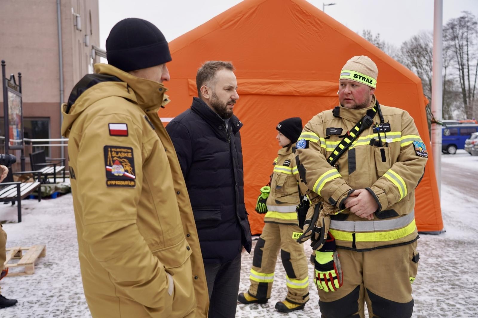 Zdjęcie w galerii na portalu naszwodzislaw.com: Bezpieczne ferie w Rydułtowach. Edukacja i bezpieczeństwo nad wodą [FOTO] wiadomości z regionu