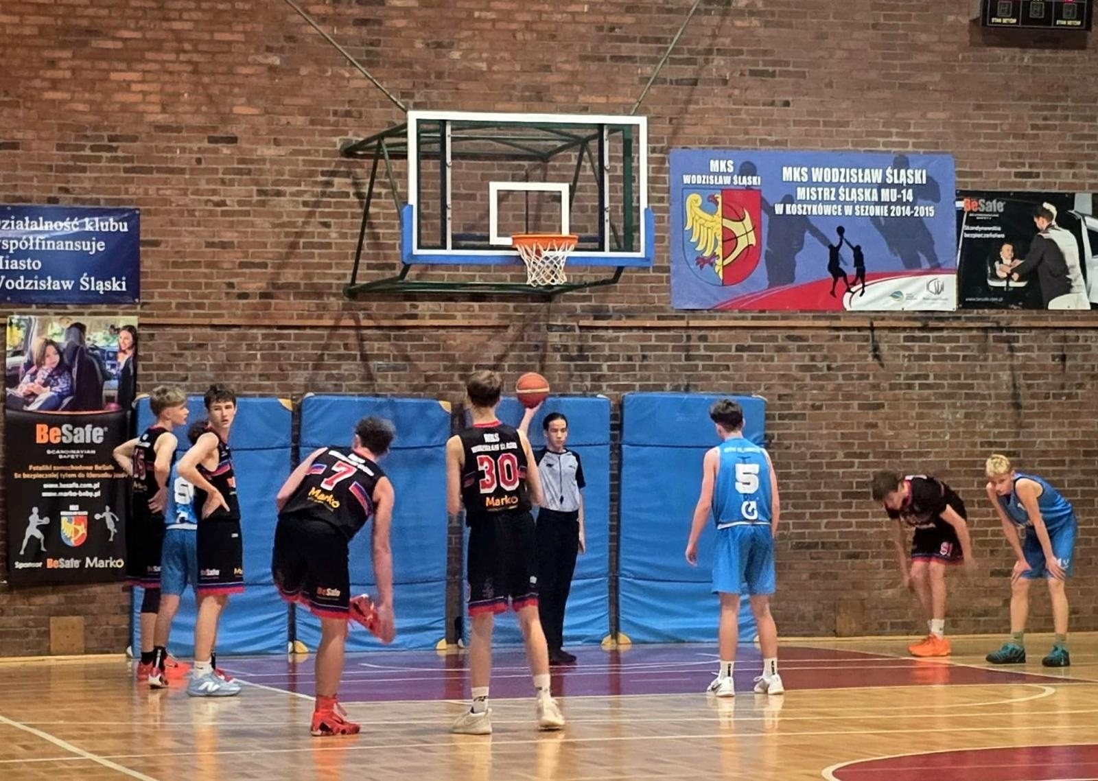 Zdjęcie w galerii na portalu naszwodzislaw.com: Kadeci MKS Wodzisław Śląski pokonali GTK Gliwice. Walka o medal trwa wiadomości z regionu