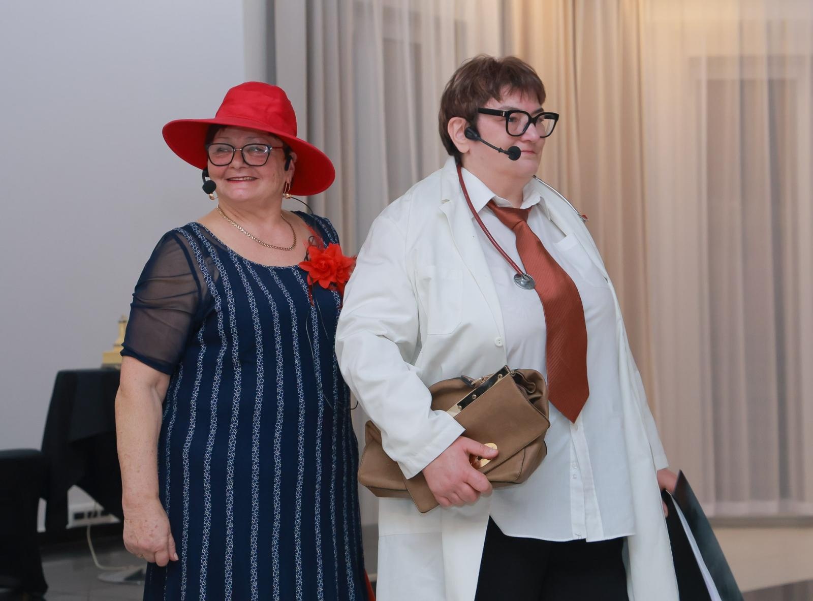 Zdjęcie w galerii na portalu naszwodzislaw.com: Walentynkowo–ostatkowo–tłustoczwartkowy koncert w Rogowie [FOTO] wiadomości z regionu