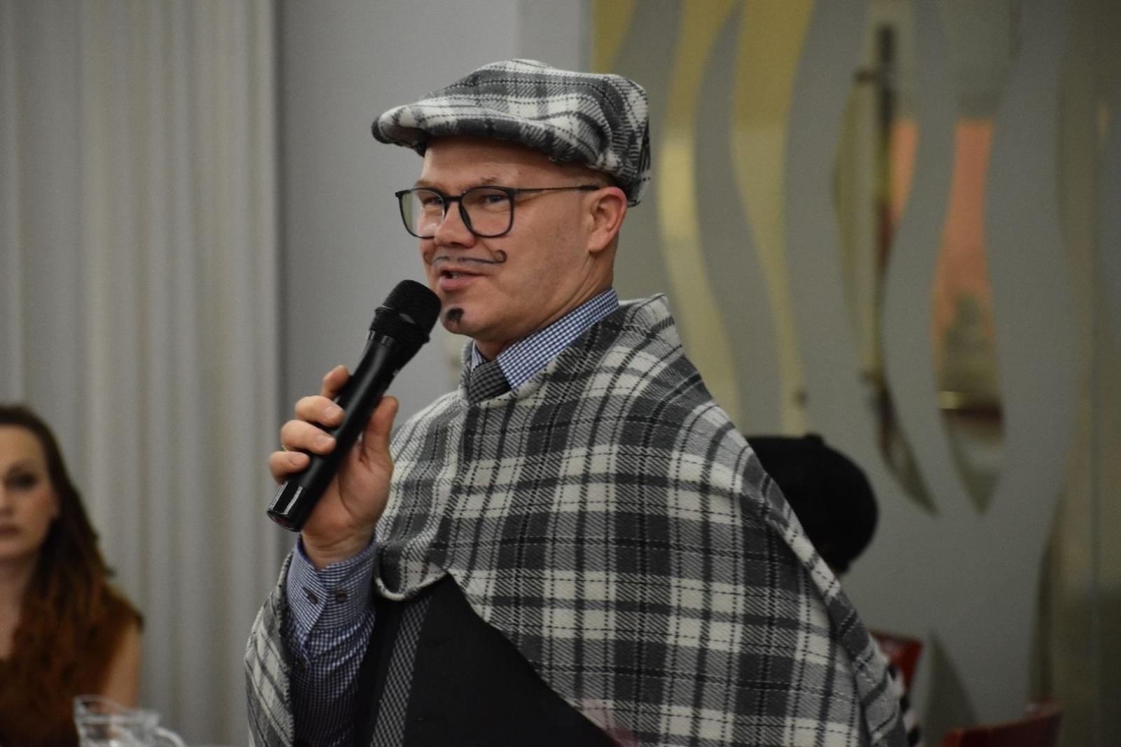 Zdjęcie w galerii na portalu naszwodzislaw.com: Kolorowy bal bez barier po raz kolejny połączył mieszkańców powiatu wiadomości z regionu