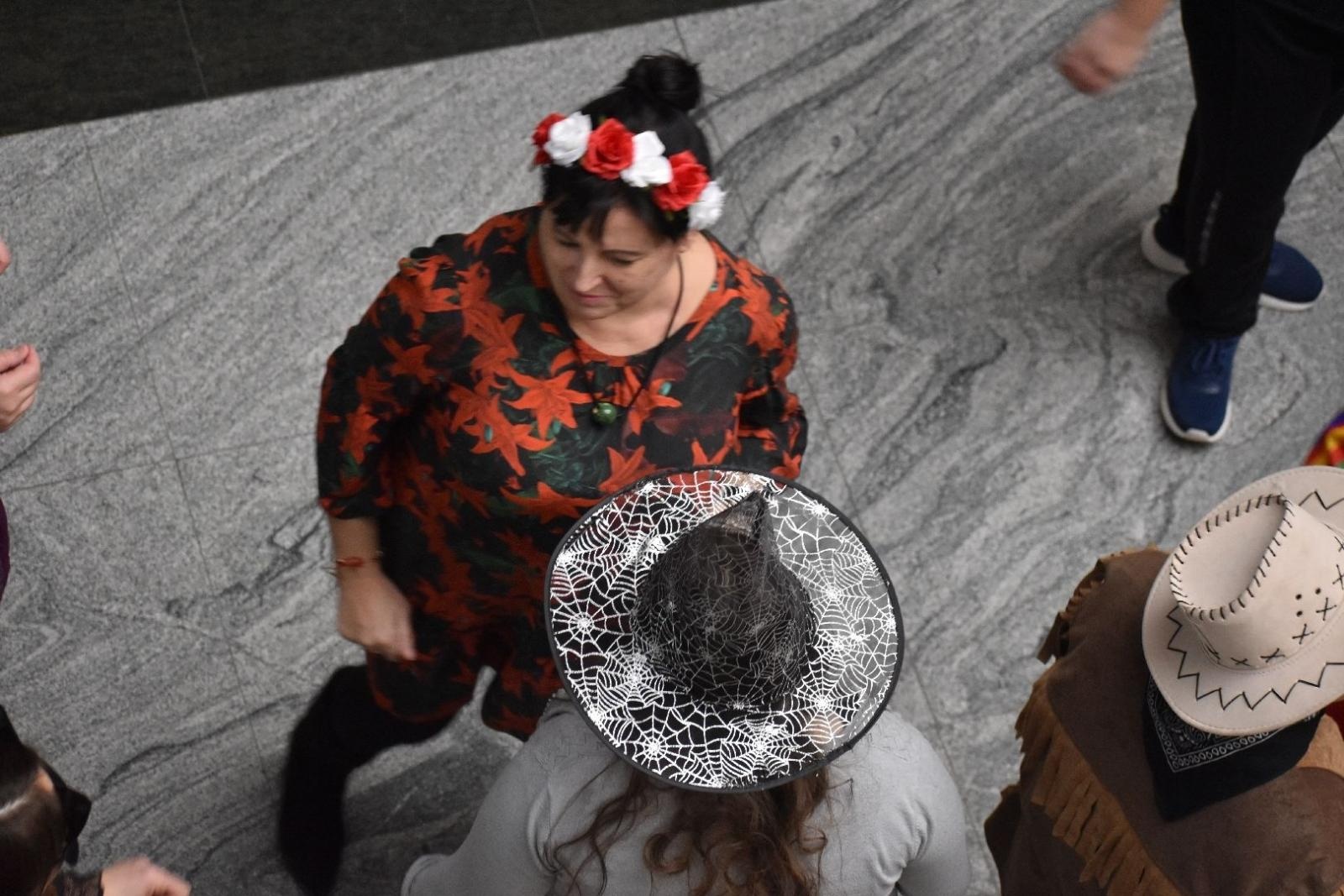 Zdjęcie w galerii na portalu naszwodzislaw.com: Kolorowy bal bez barier po raz kolejny połączył mieszkańców powiatu wiadomości z regionu