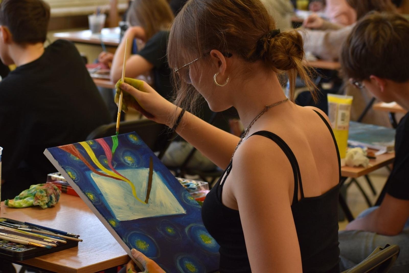 Zdjęcie w galerii na portalu naszwodzislaw.com: Spacer po wyobraźni w Liceum Sztuk Plastycznych w Wodzisławiu Śląskim [FOTO] wiadomości z regionu