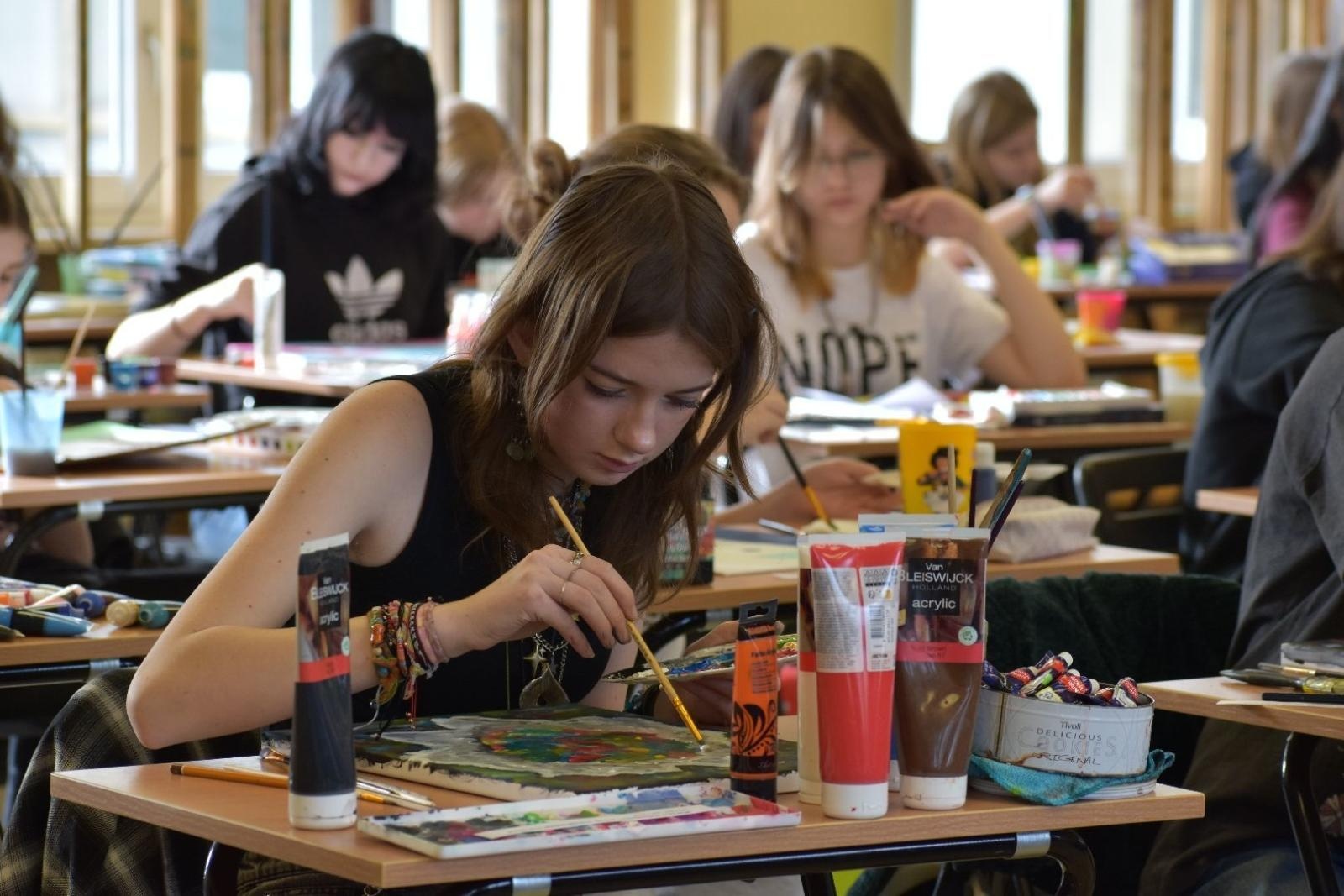 Zdjęcie w galerii na portalu naszwodzislaw.com: Spacer po wyobraźni w Liceum Sztuk Plastycznych w Wodzisławiu Śląskim [FOTO] wiadomości z regionu