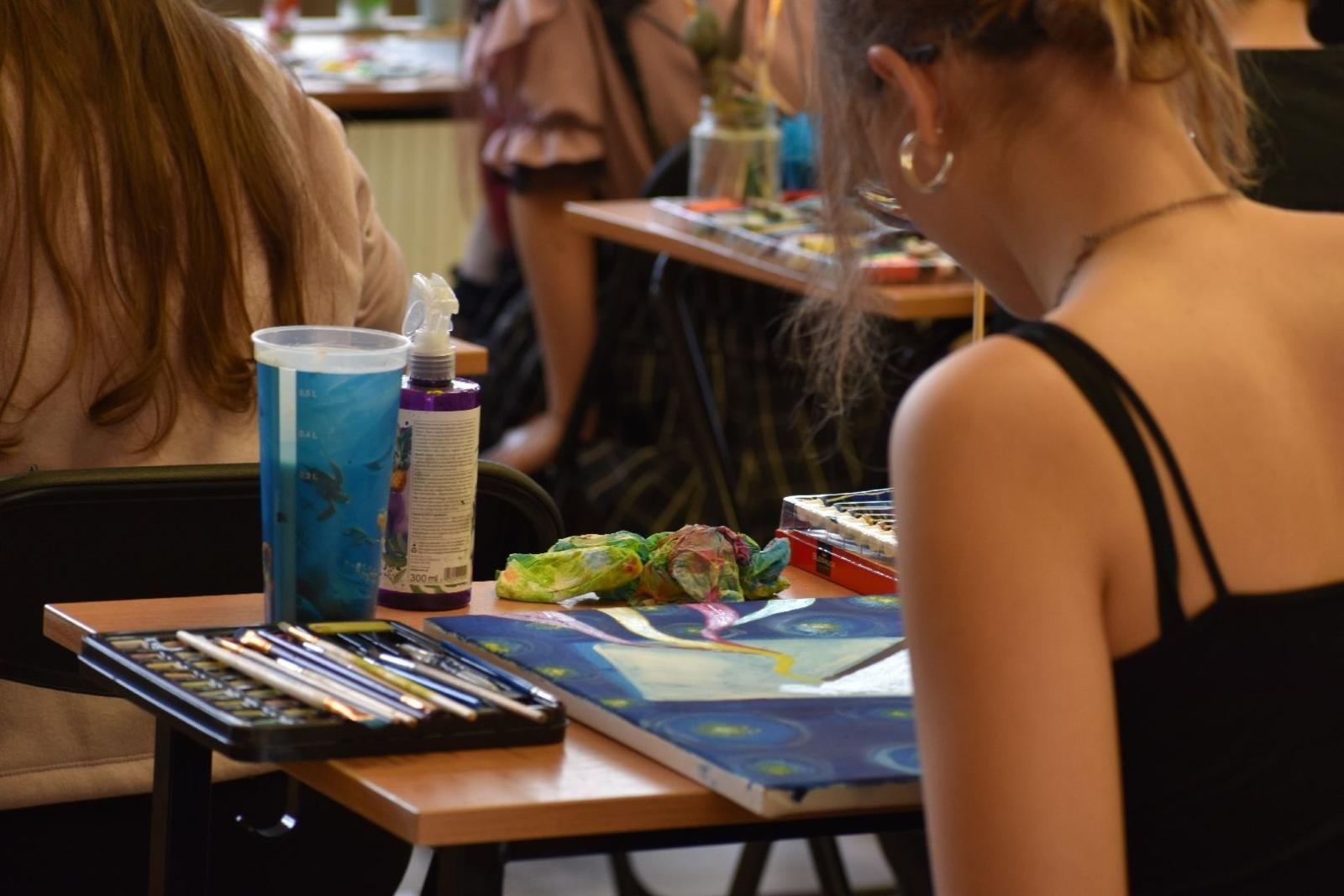 Zdjęcie w galerii na portalu naszwodzislaw.com: Spacer po wyobraźni w Liceum Sztuk Plastycznych w Wodzisławiu Śląskim [FOTO] wiadomości z regionu