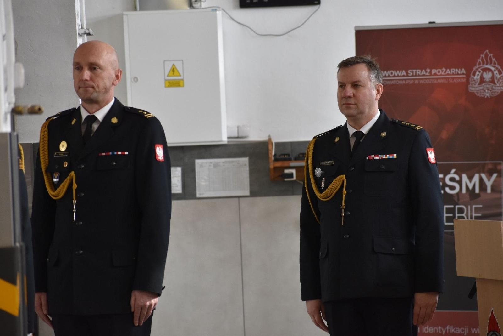 Zdjęcie w galerii na portalu naszwodzislaw.com: 1192 interwencje i nowe wozy w służbie mieszkańcom. Strażacy podsumowali rok 2025 wiadomości z regionu