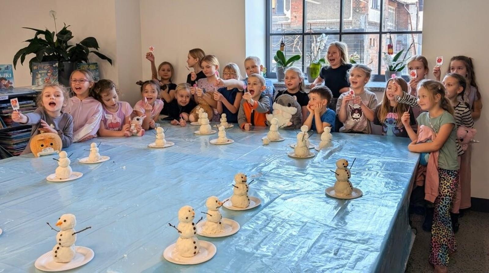 Zdjęcie w galerii na portalu naszwodzislaw.com: Bajkowy finał ferii w Bibliotece Publicznej Miasta Pszów wiadomości z regionu