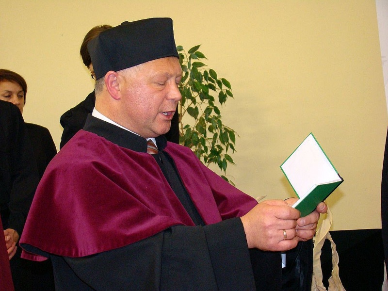 Zdjęcie w galerii na portalu naszwodzislaw.com: Immatrykulacja na wodzisławskiej uczelni wiadomości z regionu