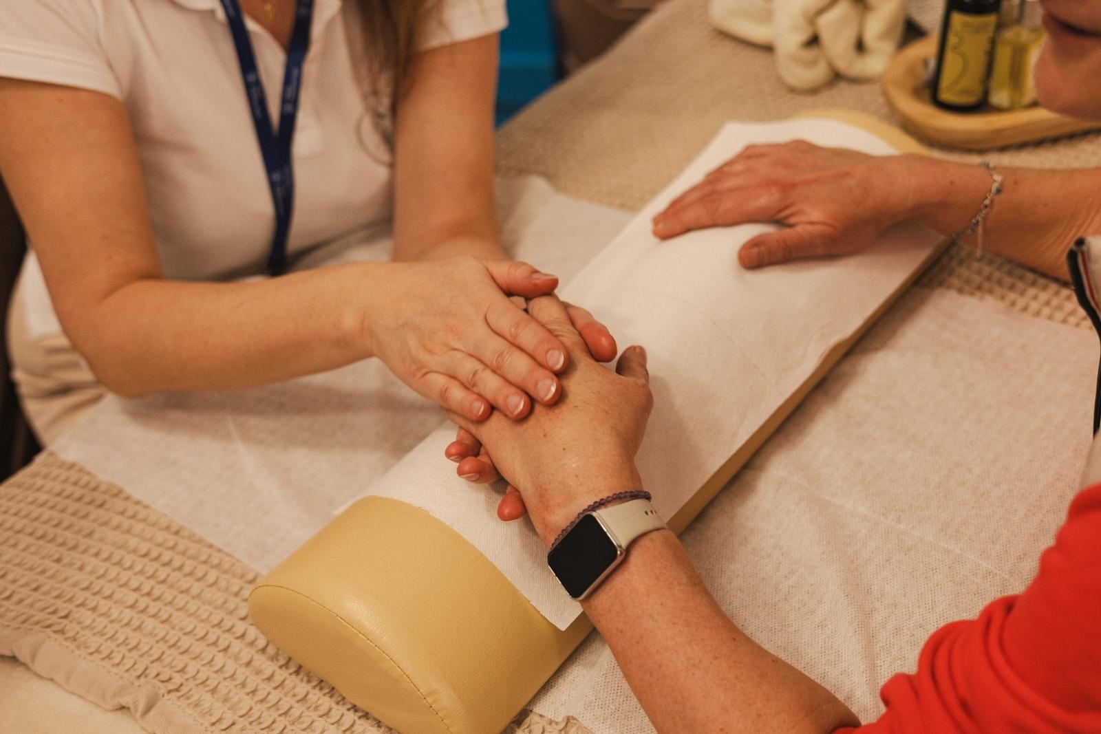 Zdjęcie w galerii na portalu naszwodzislaw.com: WySPA Kobiet w Wodzisławiu Śląskim. Popołudnie pełne inspiracji, rozmów i kobiecej energii [FOTO] wiadomości z regionu