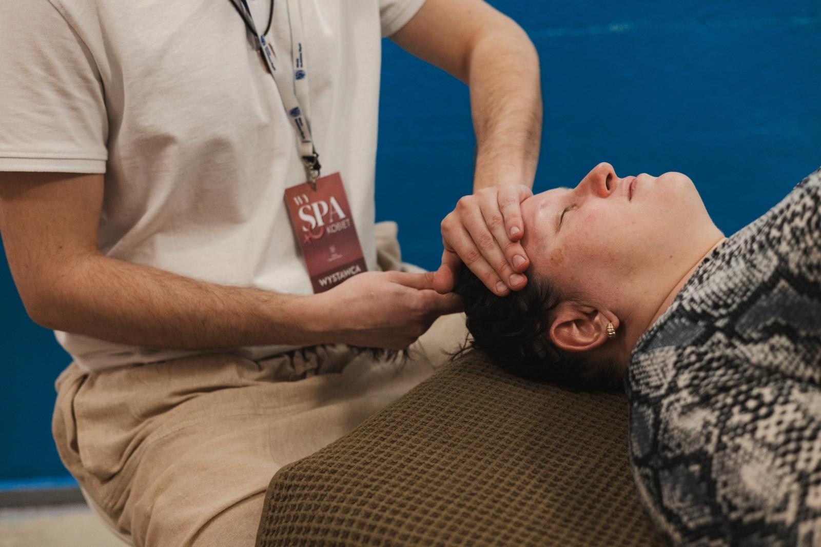 Zdjęcie w galerii na portalu naszwodzislaw.com: WySPA Kobiet w Wodzisławiu Śląskim. Popołudnie pełne inspiracji, rozmów i kobiecej energii [FOTO] wiadomości z regionu