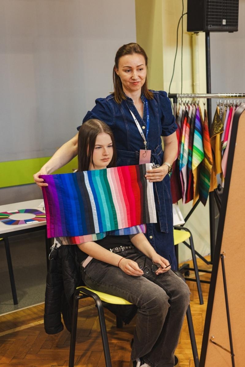Zdjęcie w galerii na portalu naszwodzislaw.com: WySPA Kobiet w Wodzisławiu Śląskim. Popołudnie pełne inspiracji, rozmów i kobiecej energii [FOTO] wiadomości z regionu