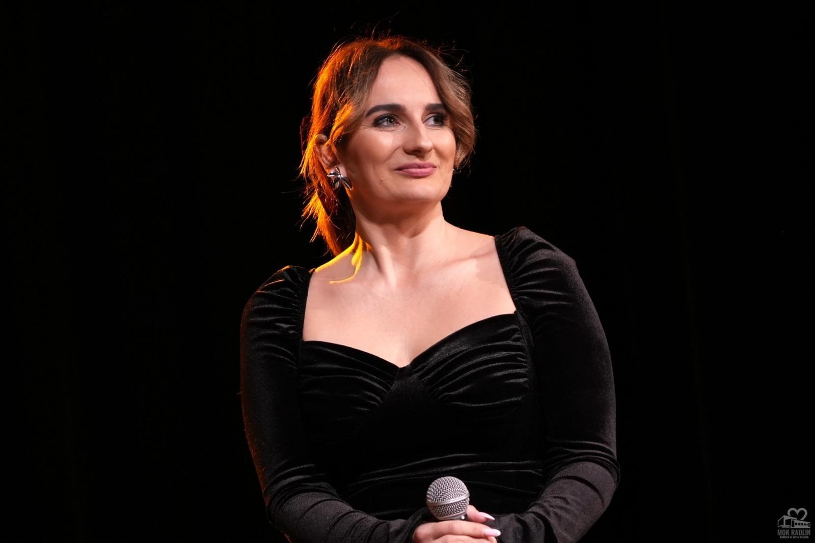 Zdjęcie w galerii na portalu naszwodzislaw.com: Śląski humor i muzyka na Dzień Kobiet. Wyjątkowy wieczór w radlińskim MOK-u wiadomości z regionu