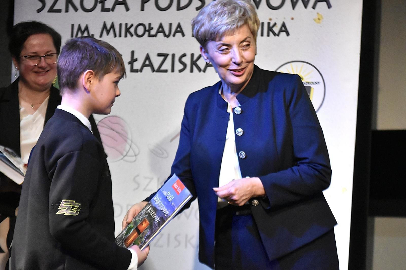 Zdjęcie w galerii na portalu naszwodzislaw.com: Sceniczne zmagania z poezją i prozą wyłoniły recytatorskie talenty wiadomości z regionu